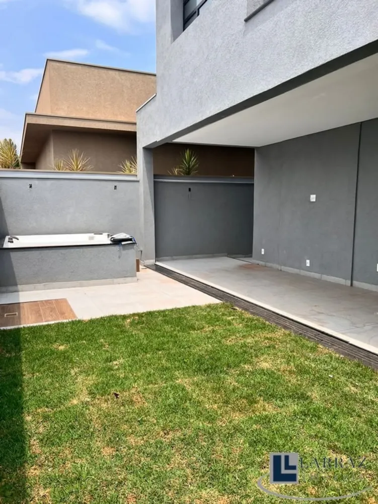 Casa, 3 quartos, 247 m² - Foto 2