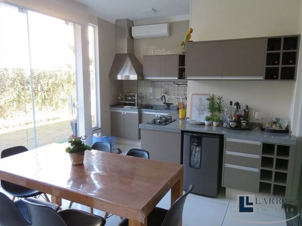Casa, 3 quartos, 175 m² - Foto 2