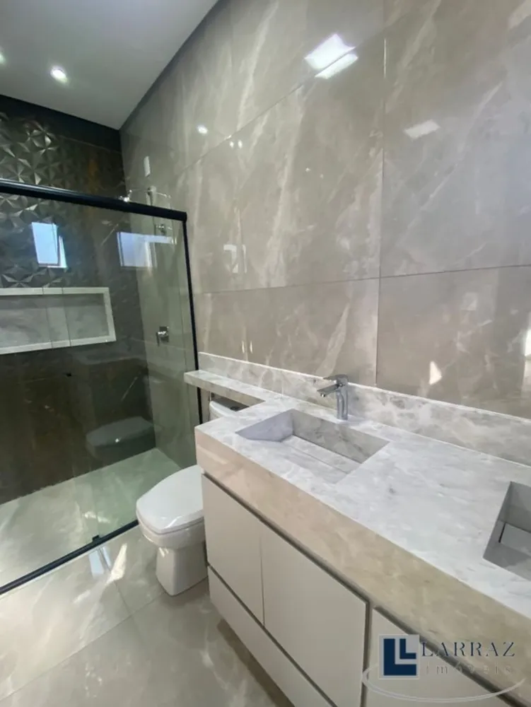 Casa, 3 quartos, 180 m² - Foto 1