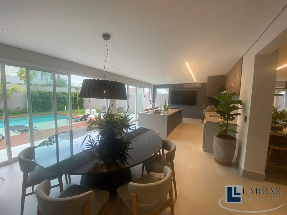 Casa, 4 quartos, 370 m² - Foto 1