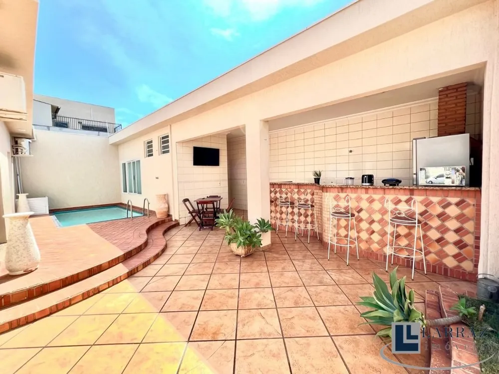 Casa, 4 quartos, 162 m² - Foto 1