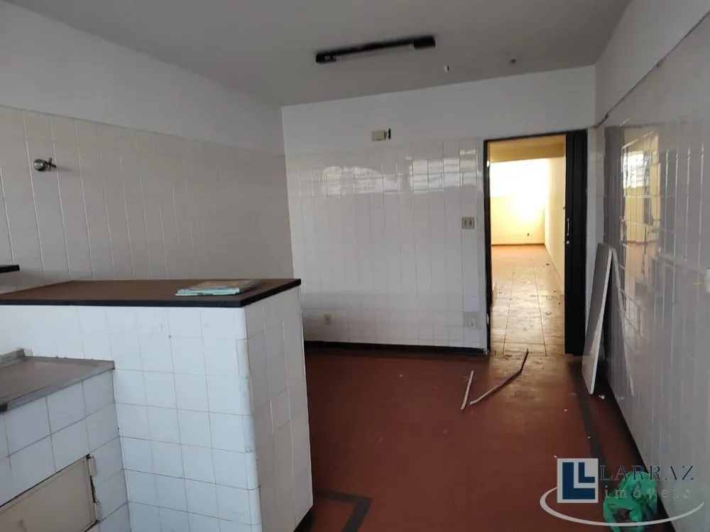 Casa, 5 quartos, 205 m² - Foto 1