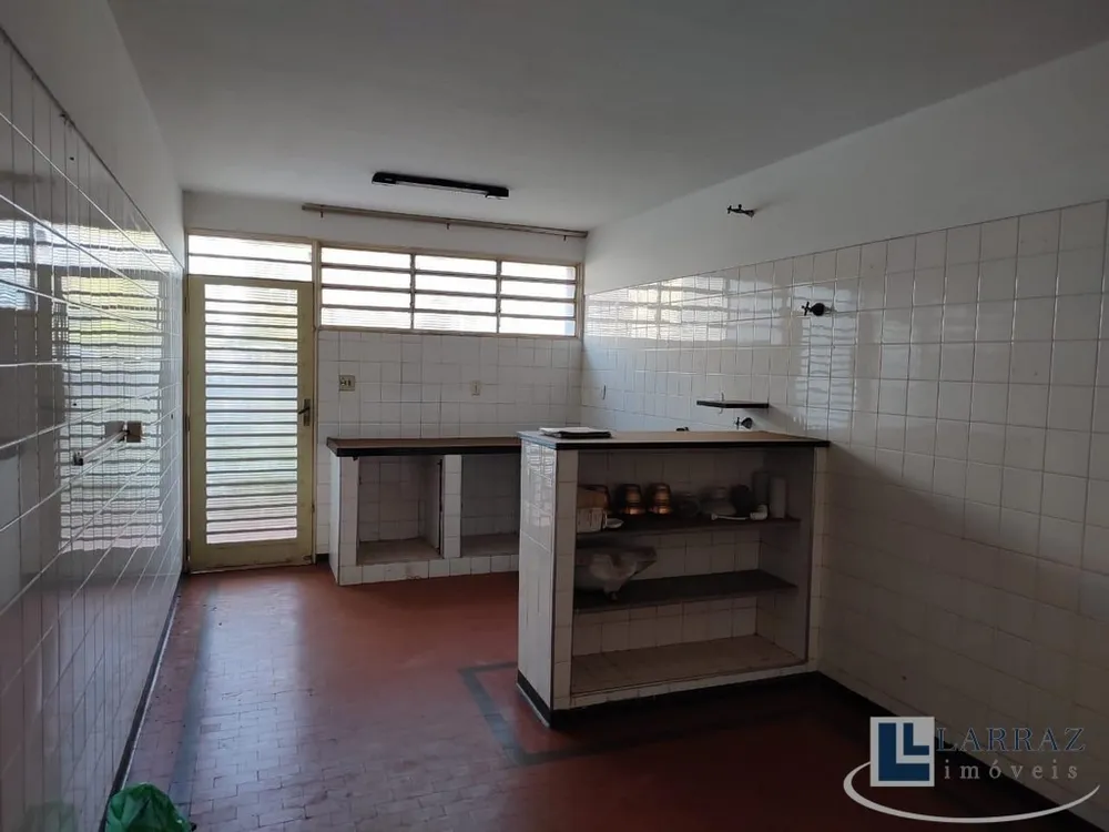 Casa, 5 quartos, 205 m² - Foto 3
