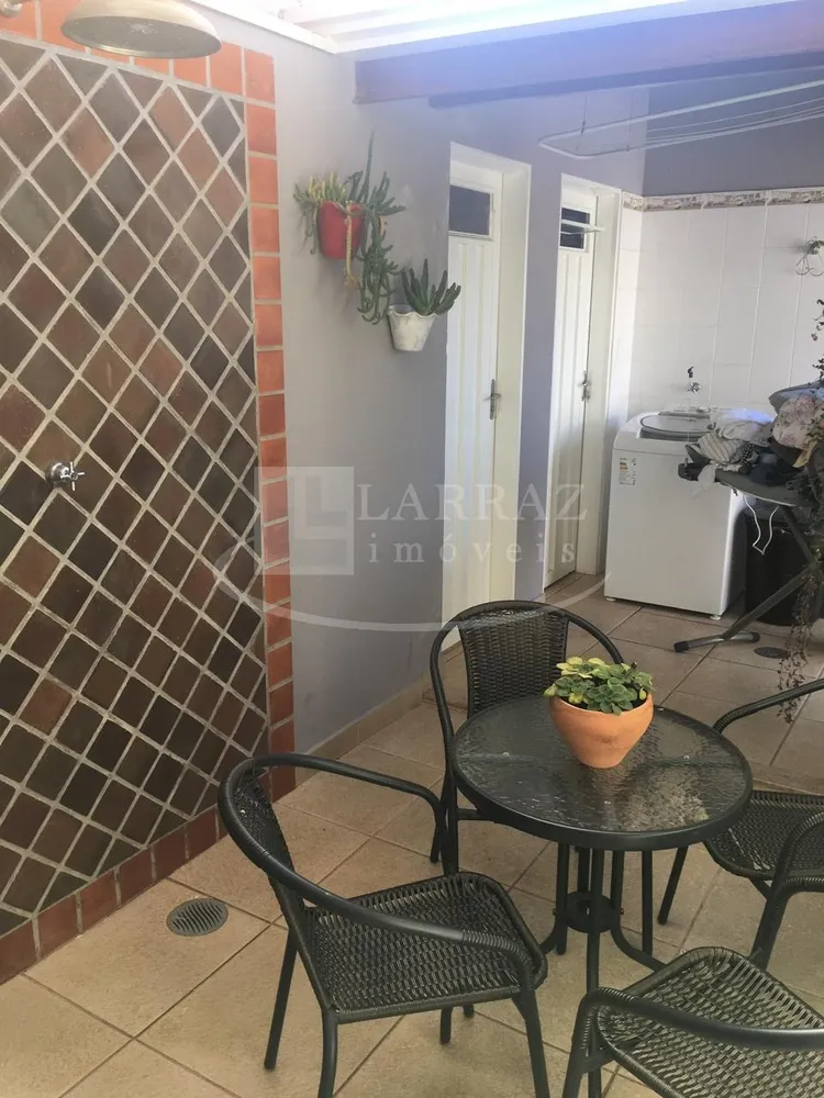 Casa, 3 quartos, 180 m² - Foto 2