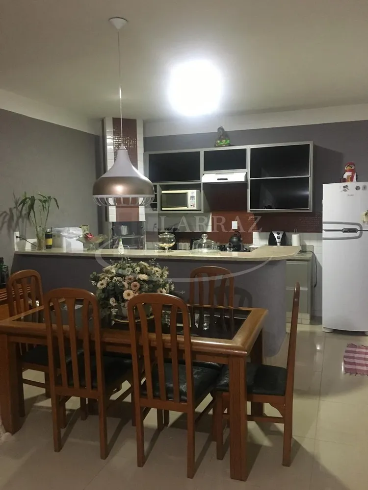 Casa, 3 quartos, 180 m² - Foto 2