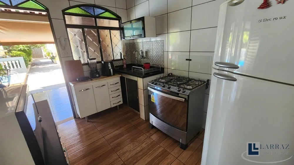 Chácara, 3 quartos, 700 m² - Foto 2