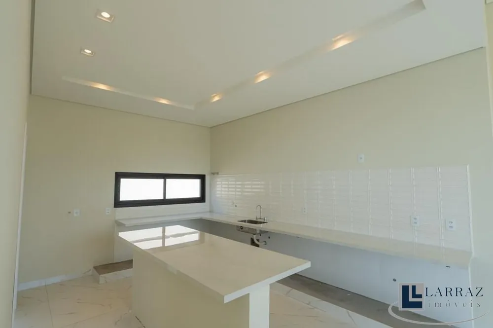 Casa, 3 quartos, 278 m² - Foto 4