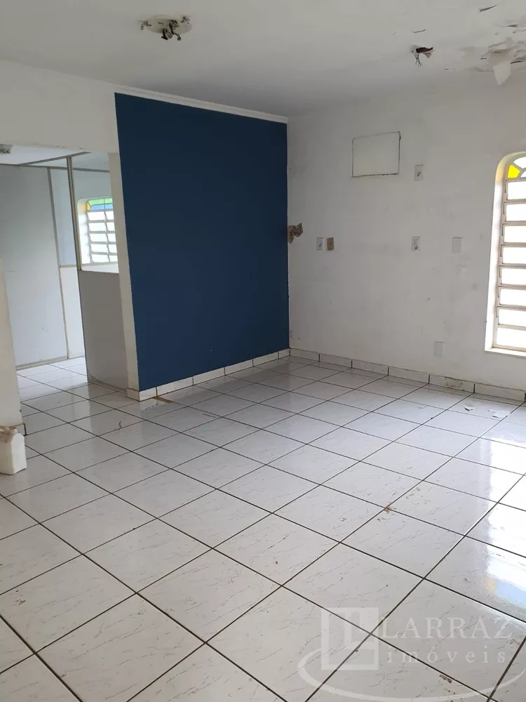 Sala-Conjunto, 350 m² - Foto 1