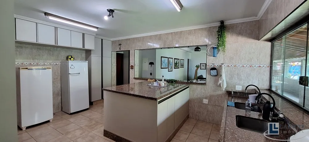 Casa, 5 quartos, 350 m² - Foto 4