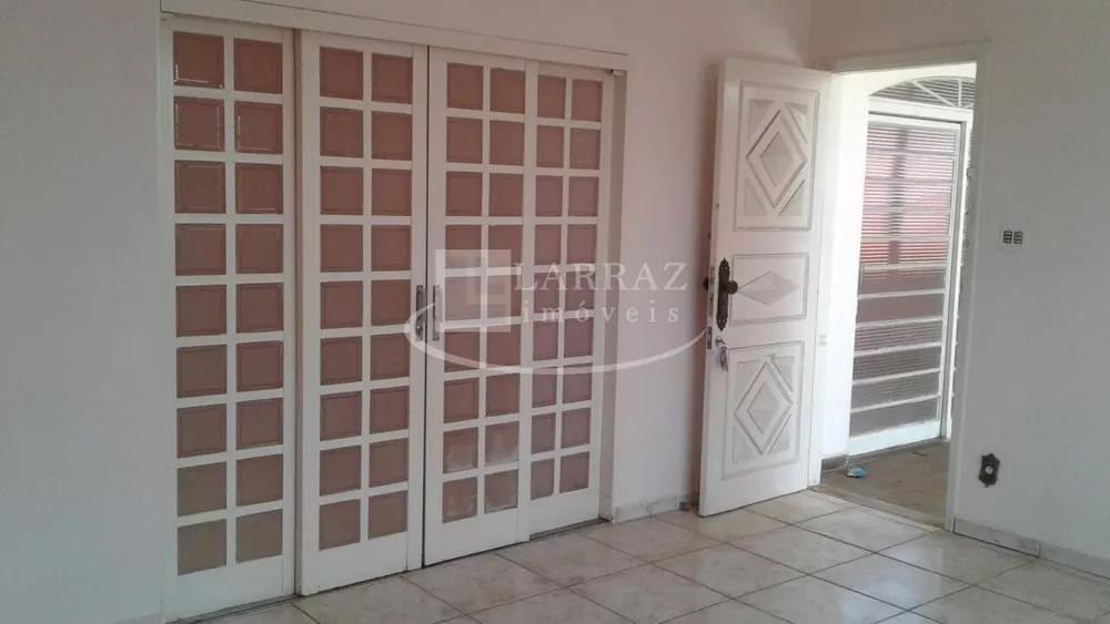 Casa, 3 quartos, 169 m² - Foto 2