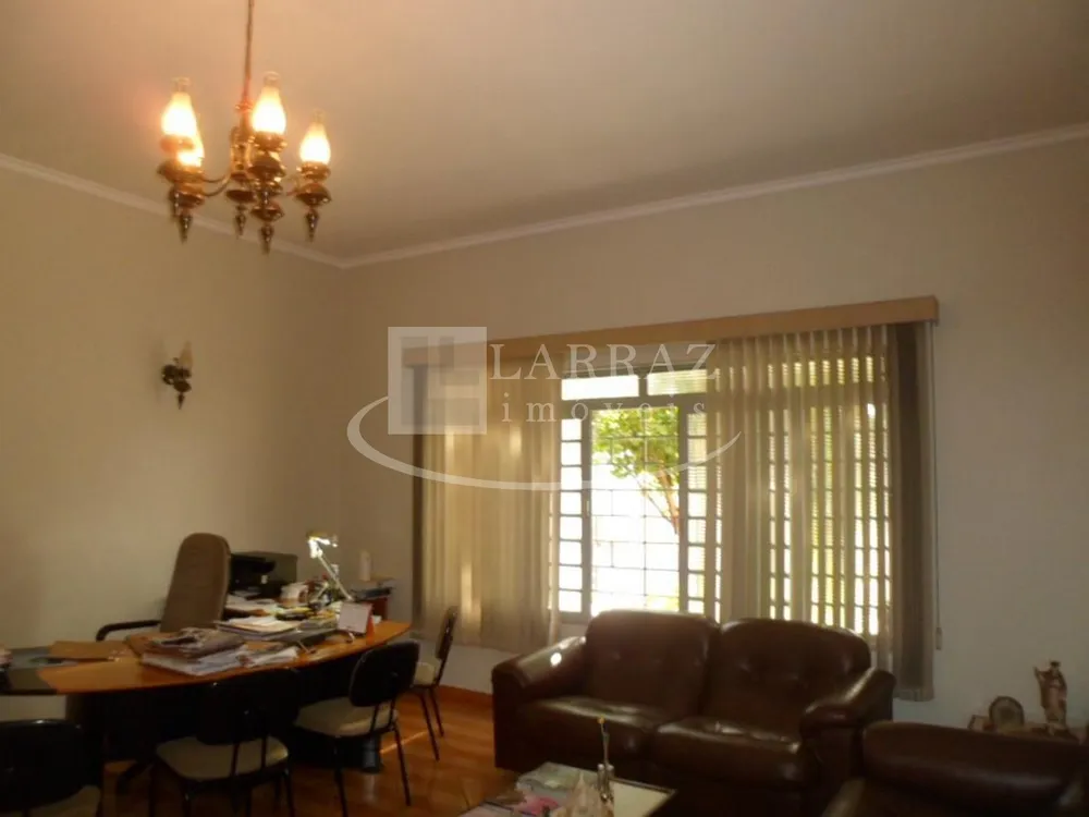 Casa, 3 quartos, 250 m² - Foto 4