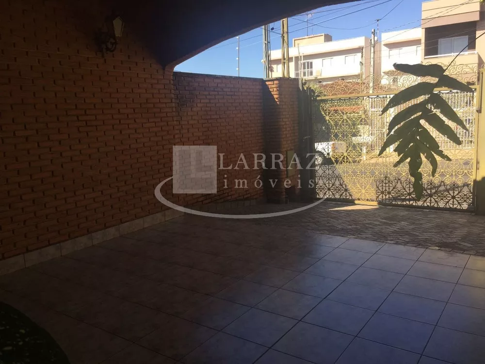 Casa, 3 quartos, 300 m² - Foto 1