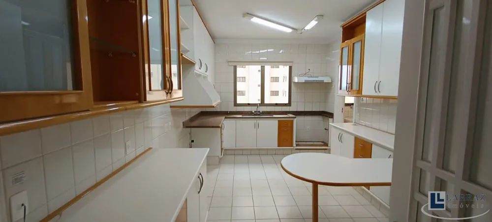 Apartamento, 3 quartos, 202 m² - Foto 8