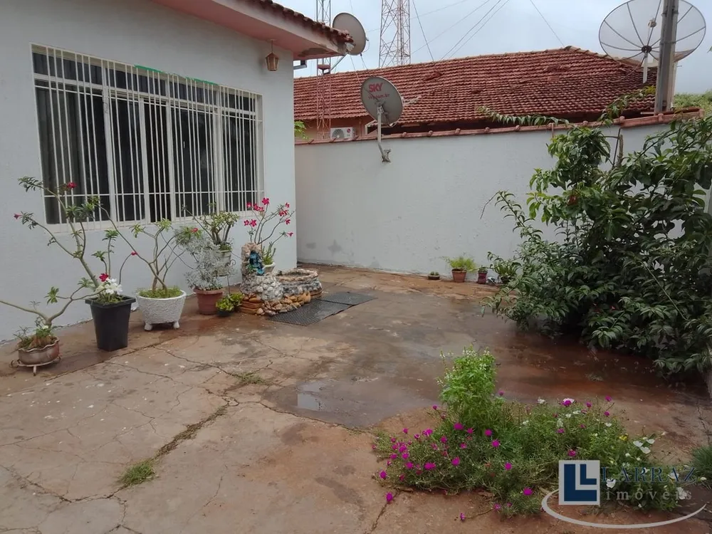 Casa, 3 quartos, 165 m² - Foto 2