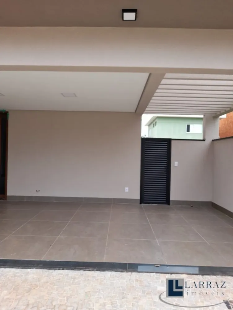 Casa, 4 quartos, 181 m² - Foto 1