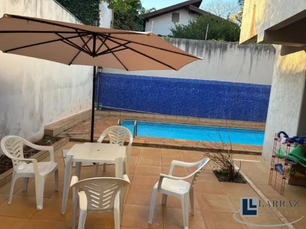 Casa, 5 quartos, 238 m² - Foto 1