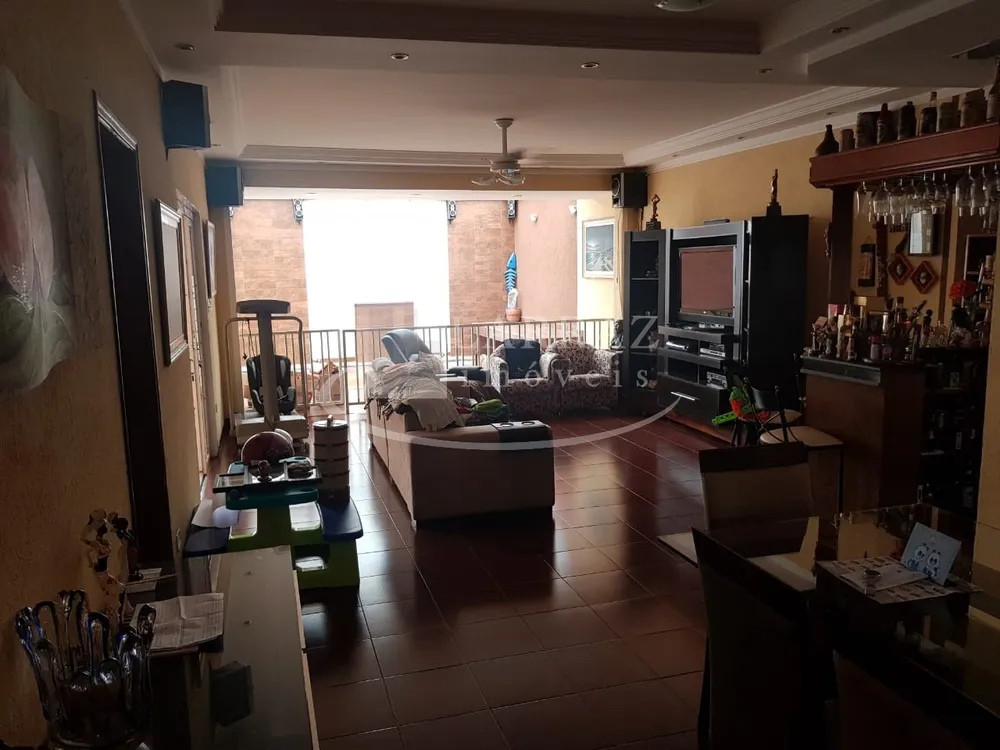 Casa, 3 quartos, 250 m² - Foto 2