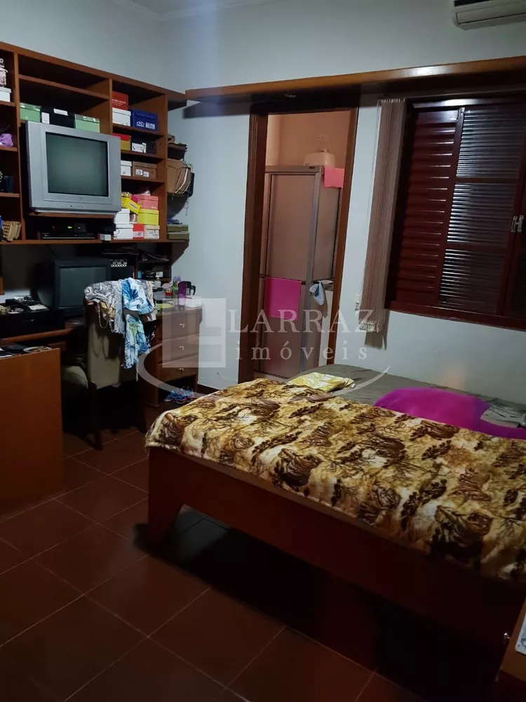 Casa, 3 quartos, 250 m² - Foto 8