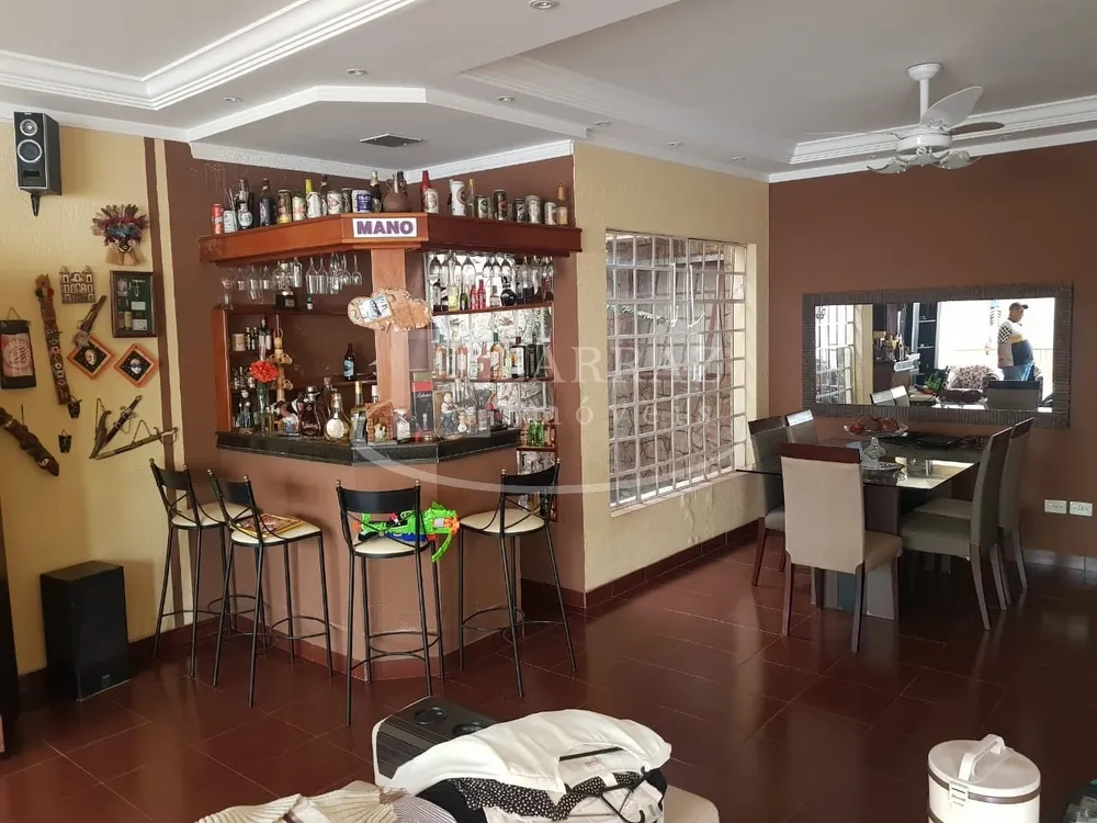 Casa, 3 quartos, 250 m² - Foto 1