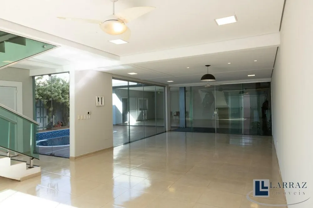 Sobrado, 4 quartos, 255 m² - Foto 2