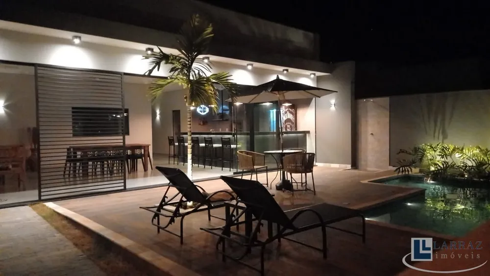 Casa, 4 quartos, 220 m² - Foto 4