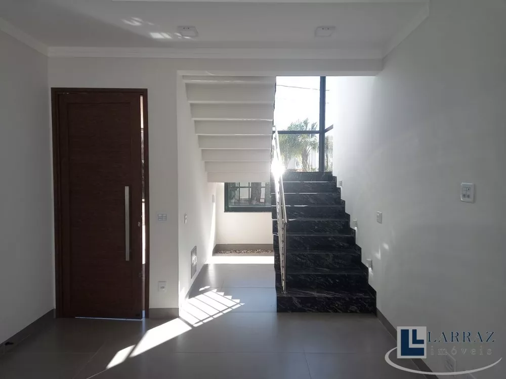 Casa, 4 quartos, 192 m² - Foto 2