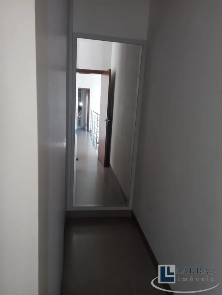 Casa, 4 quartos, 192 m² - Foto 1