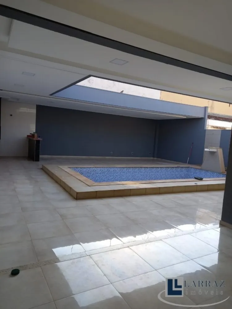 Casa, 4 quartos, 272 m² - Foto 8
