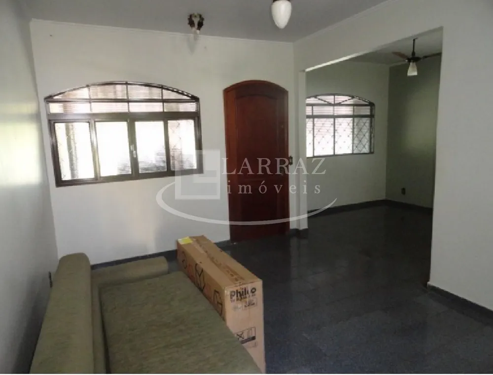 Casa, 3 quartos, 261 m² - Foto 1