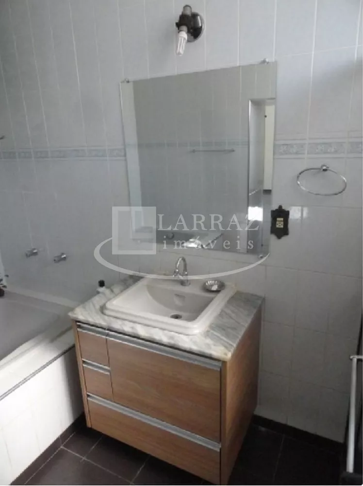 Casa, 3 quartos, 261 m² - Foto 2