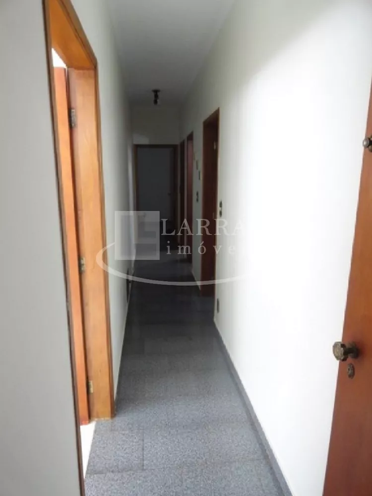 Casa, 3 quartos, 261 m² - Foto 1
