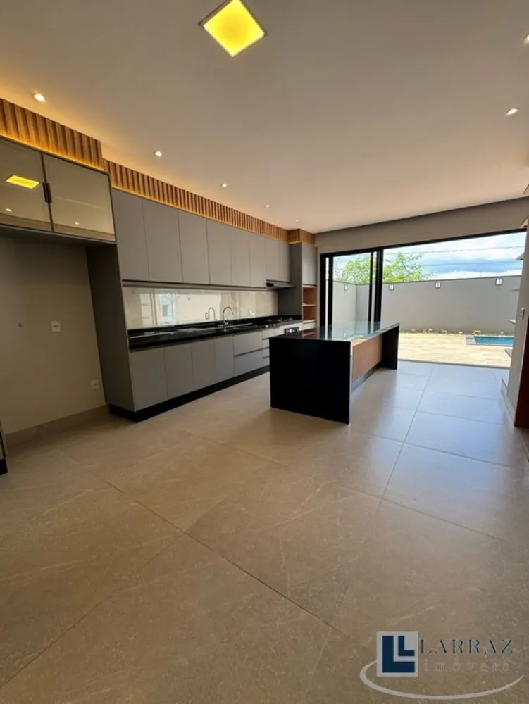 Casa, 3 quartos, 192 m² - Foto 2