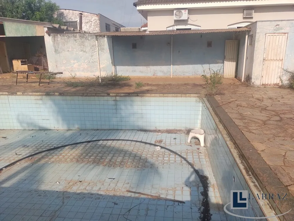Casa, 3 quartos, 300 m² - Foto 1