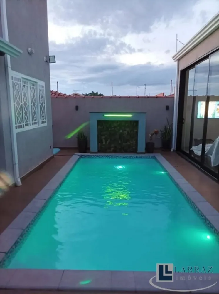 Casa, 3 quartos, 263 m² - Foto 3