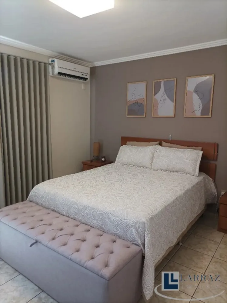 Casa, 3 quartos, 263 m² - Foto 11