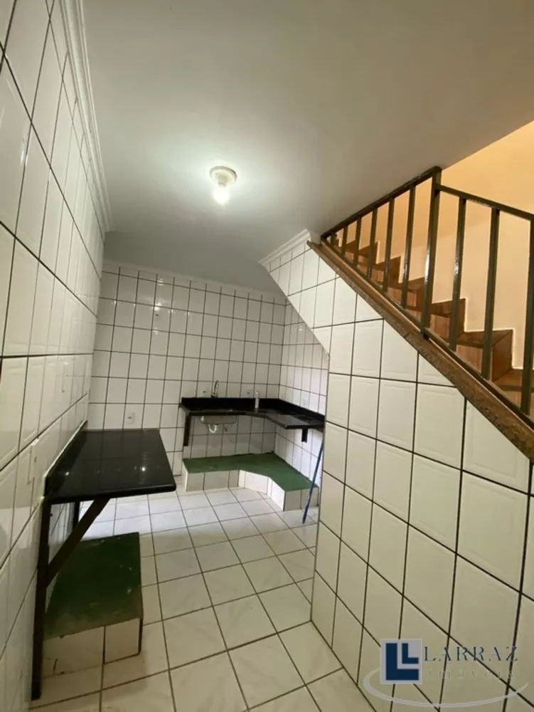 Casa, 3 quartos, 76 m² - Foto 2