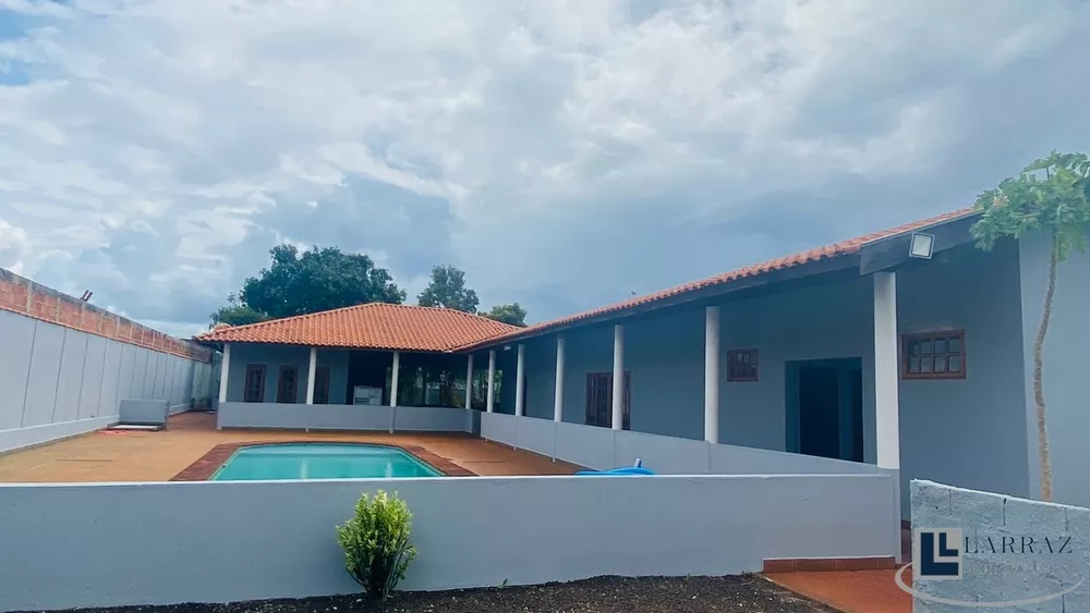 Casa, 1 quarto, 360 m² - Foto 1