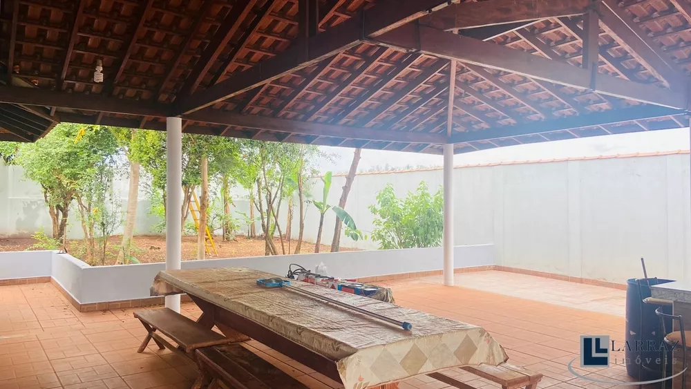 Casa, 1 quarto, 360 m² - Foto 2