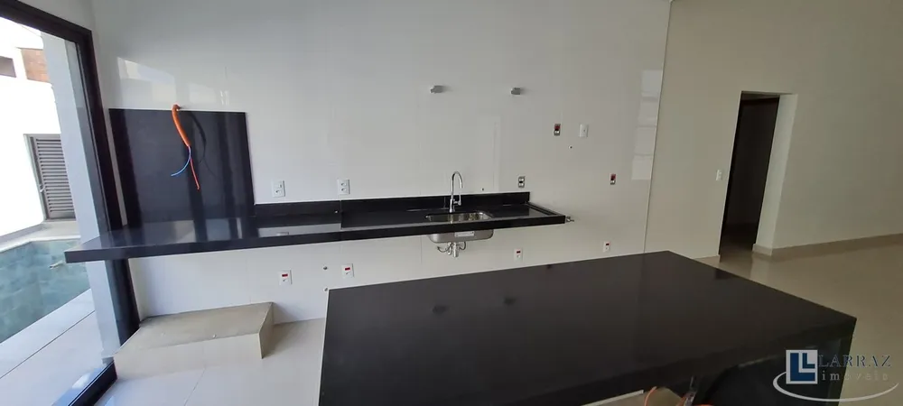 Casa, 3 quartos, 175 m² - Foto 2