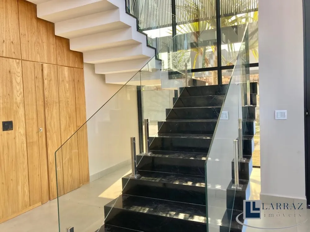 Casa, 4 quartos, 381 m² - Foto 2