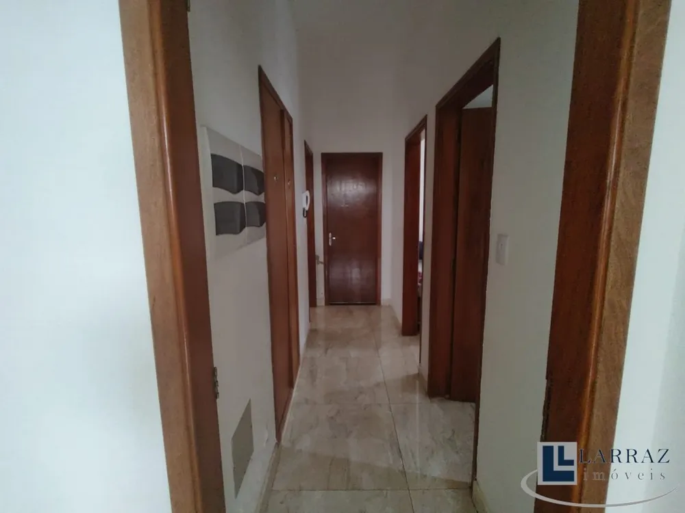 Casa, 4 quartos, 278 m² - Foto 3