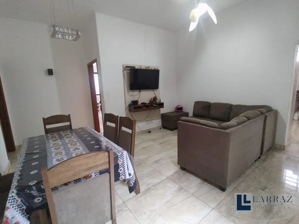 Casa, 4 quartos, 278 m² - Foto 2