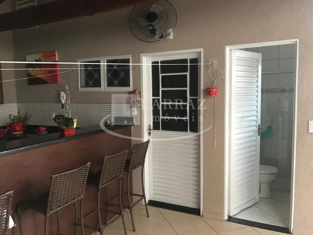 Casa, 3 quartos, 190 m² - Foto 4