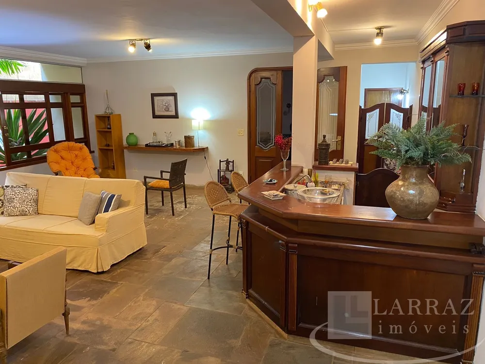 Casa, 4 quartos, 434 m² - Foto 1