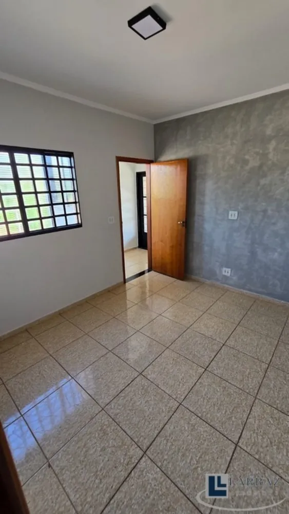 Casa, 4 quartos, 197 m² - Foto 2