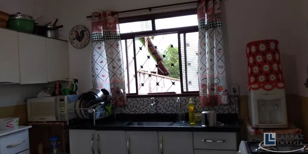 Casa, 3 quartos, 220 m² - Foto 6