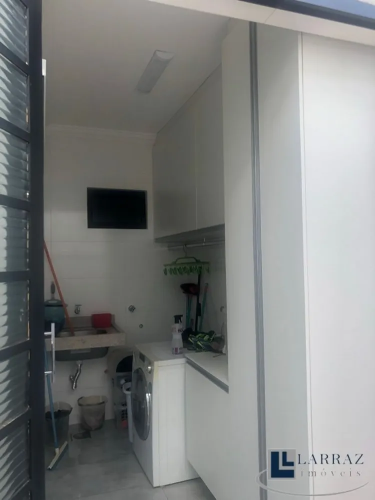 Casa, 3 quartos, 225 m² - Foto 15