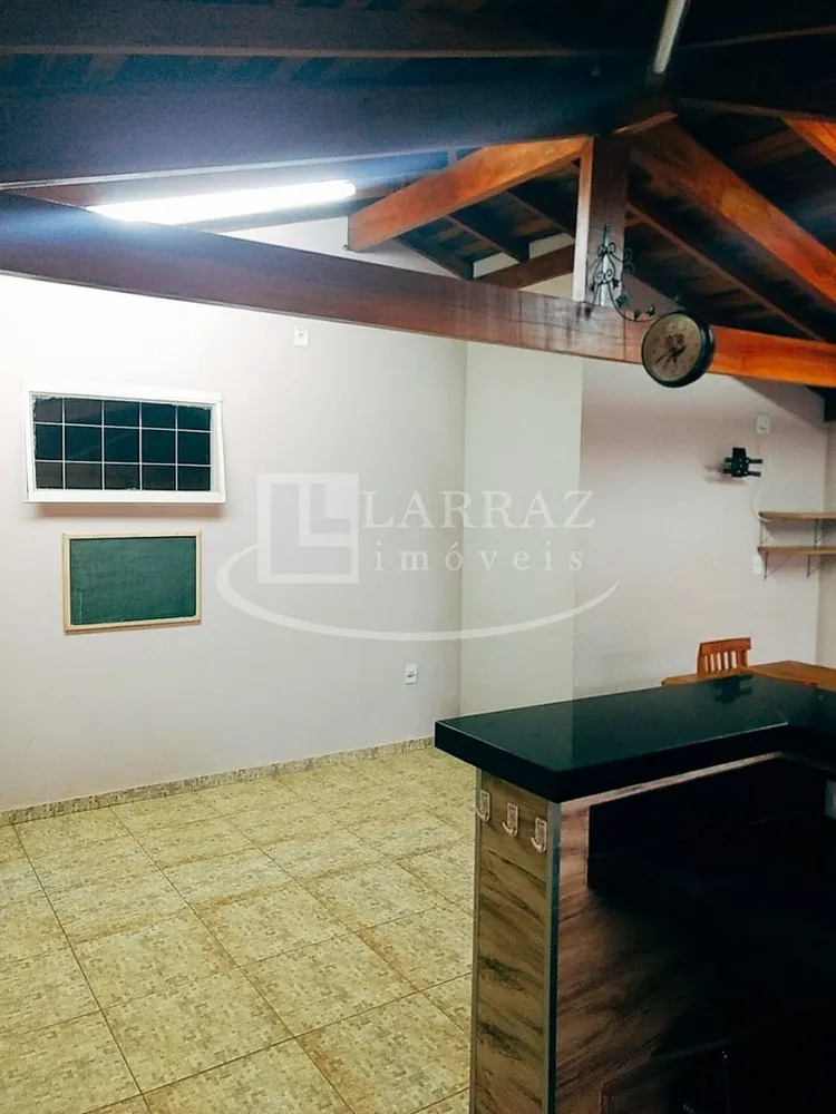 Casa, 4 quartos, 196 m² - Foto 2