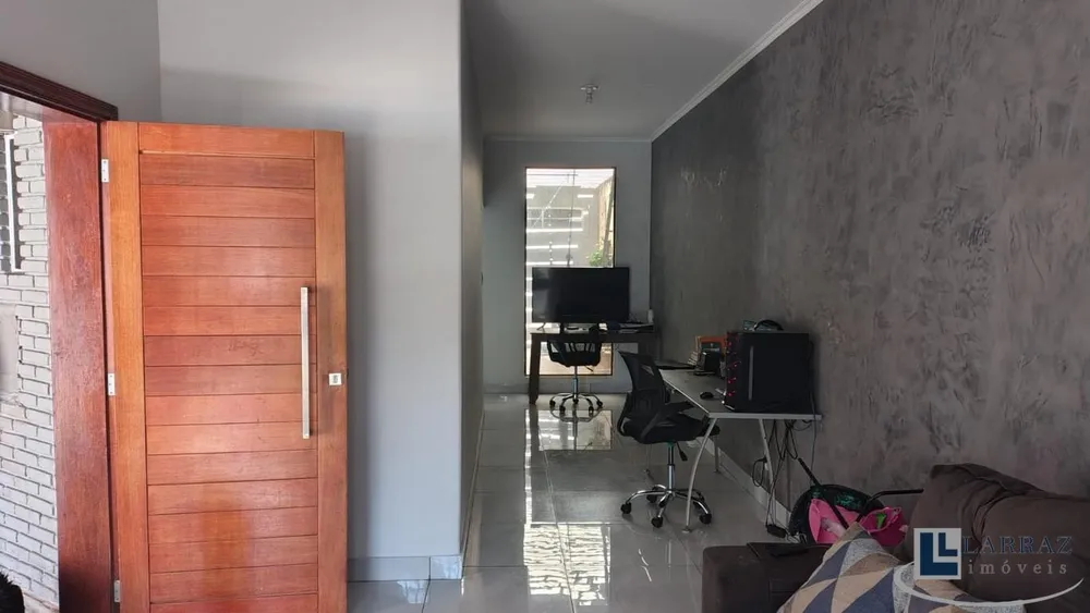 Casa, 3 quartos, 196 m² - Foto 3