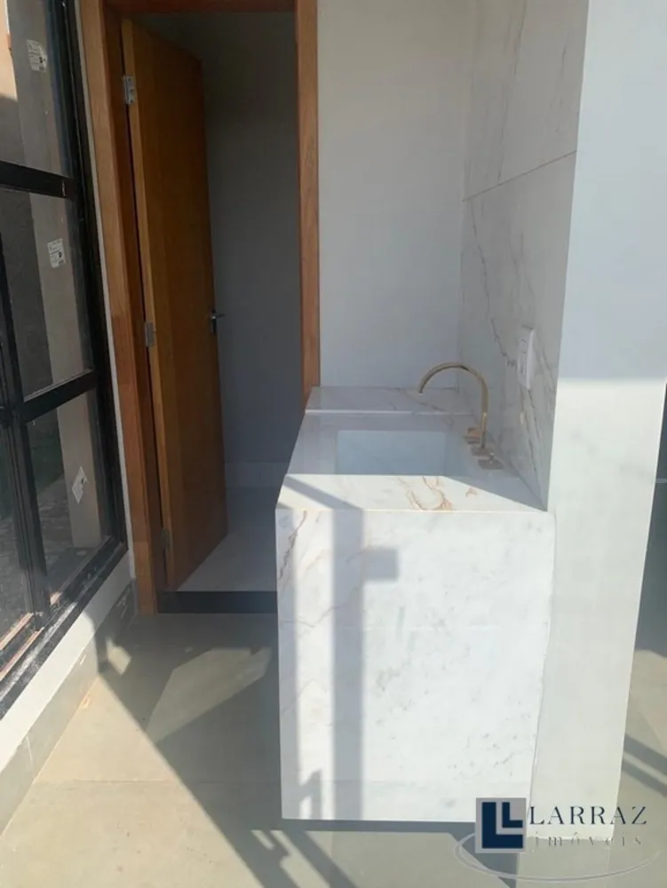 Casa, 3 quartos, 295 m² - Foto 2